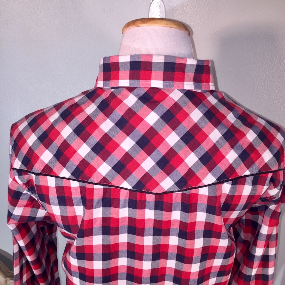 Sovereign Code Long Sleeve Button Down - Picture 5 of 8